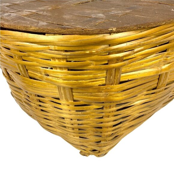 Vintage Wicker Picnic Basket With Wood Double Hinged Lid Farmhouse Style - Picture 12 of 12